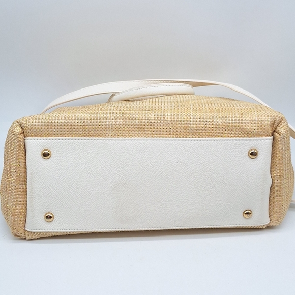 Betsey Johnson Daisy'd & Confused Satchel Purse - Picture 4 of 6